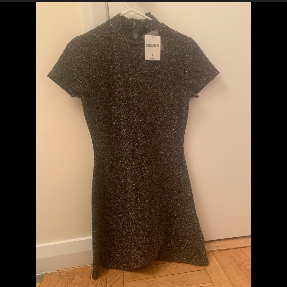 Glitter Mock-neck A-line Dress!!!